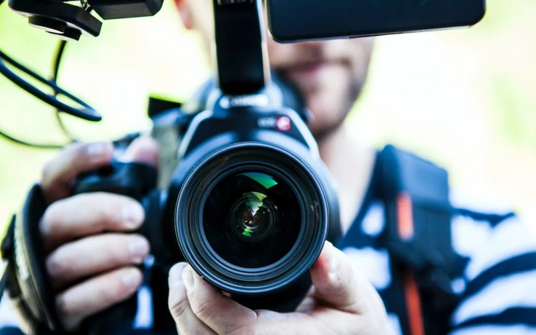 How To Get Advertising Revenue From Your Blog Or YouTube Channel?